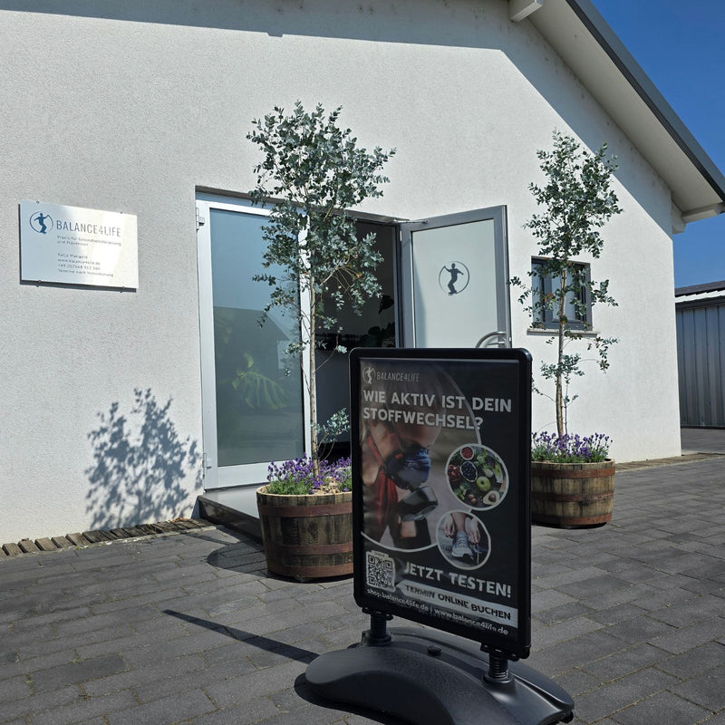 Eingang der Praxis in der Sandgrube 5, Merdingen